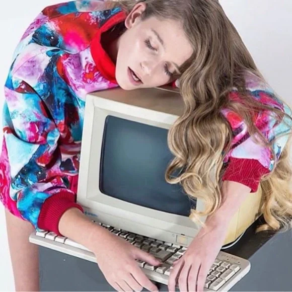 casper + pearl  sweatshirt + shorts set - Picture 2 of 7